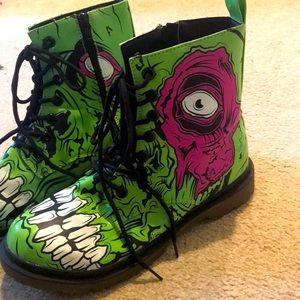 Zombie Combat Boots!